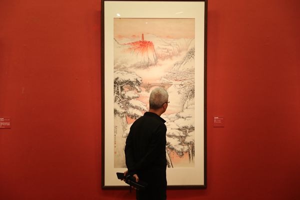 Pioneer with ink celebrated in show at National Museum of Art