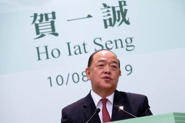 Macao chief executive candidate announces political platform