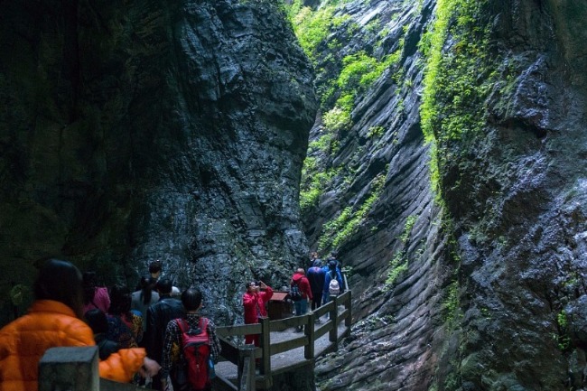 SW China's Chongqing launches online tourism service platform