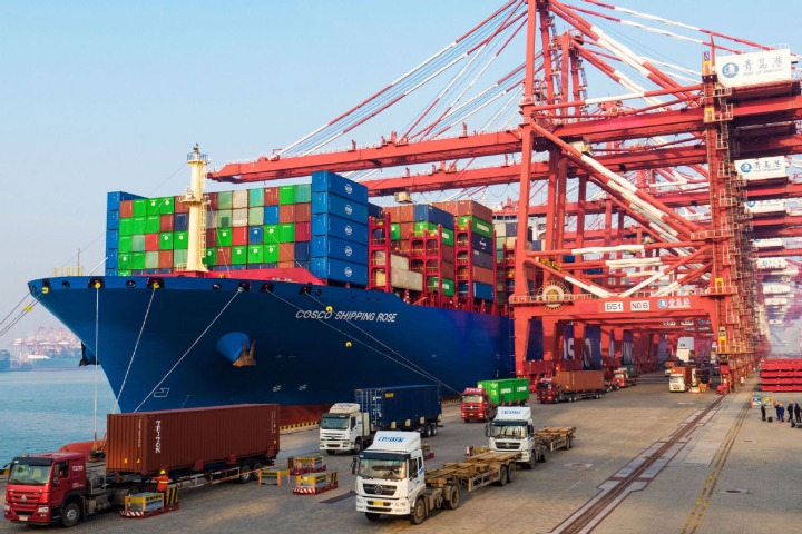 China's weekly export container shipping index remains flat