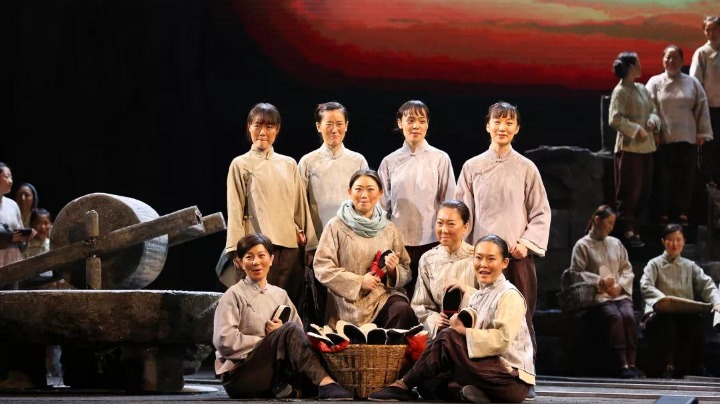 Opera Yimeng mountain makes its debut in Yantai