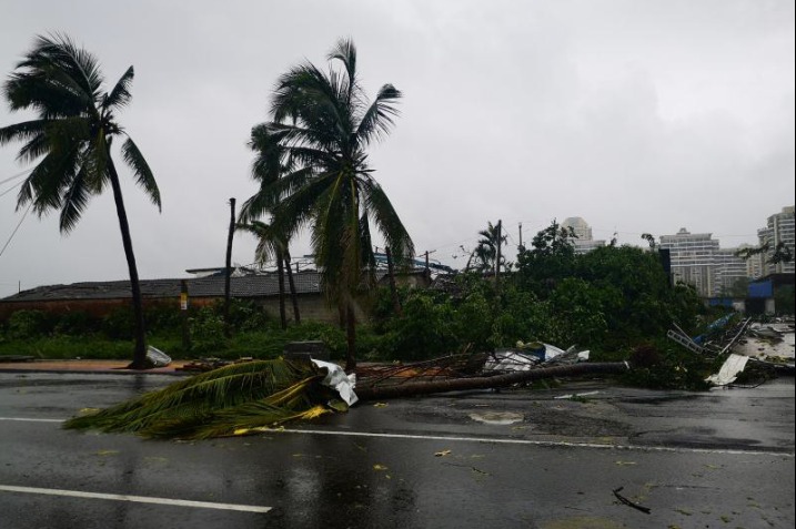 Tornado kills 8 in western Hainan