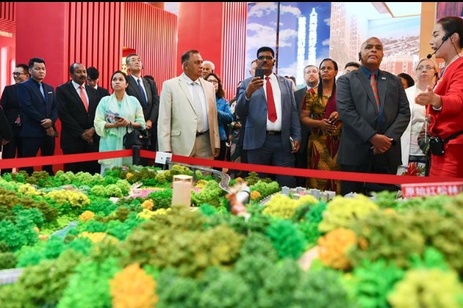 Exhibition puts nation's progress on display