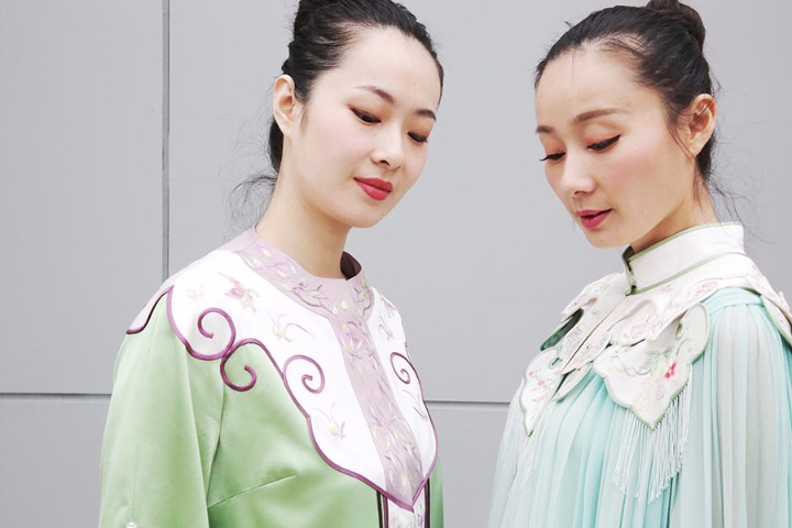 Beijing fashions shows aim to revive traditional craftsmanship