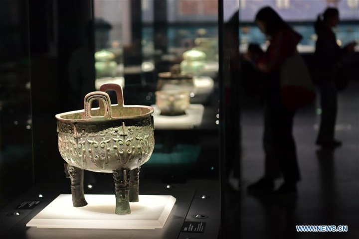 Shanxi Bronze Museum attracts visitors during National Day holiday