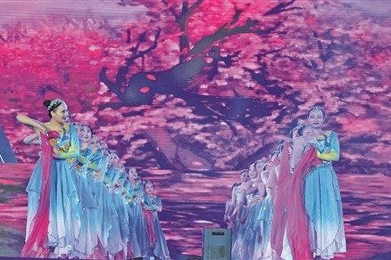 Hechi holds 10th Liu Sanjie Cultural Tourism Festival