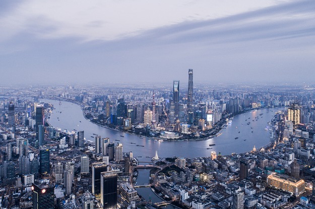 Fund supporting Yangtze River Delta lists in Shanghai