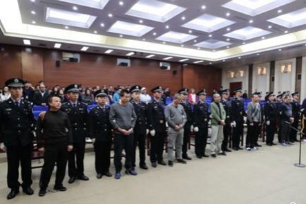 Guangzhou police continue gang busts in ongoing campaign
