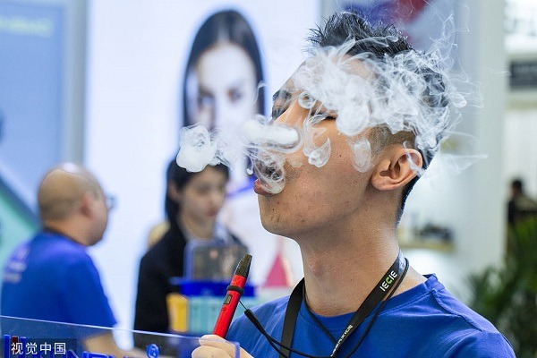 Call for ban on e-cigarettes in public spaces to help protect minors