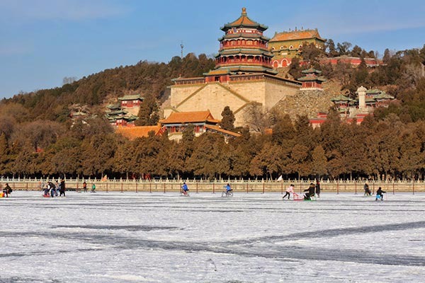 Summer Palace holds public lectures to mark 270th anniversary