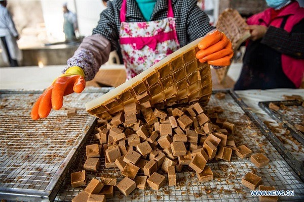 Brown sugar industry helps local people increase income in SW China's Guizhou