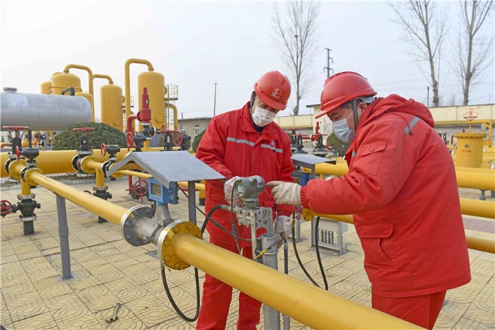 China's production of gas, crude keeps growing in first two months