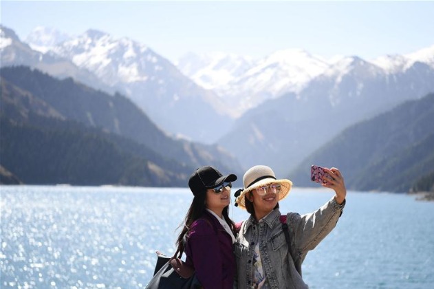 Xinjiang sees over 4m tourists on Labor Day holiday