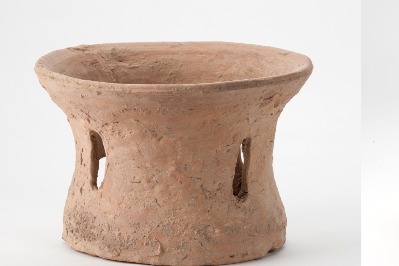 Rare pottery kiln unearthed at 6,000-year-old ruin