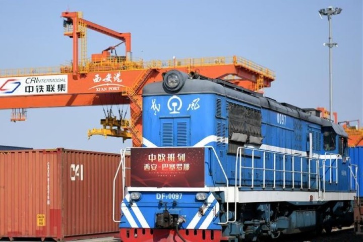 China-Europe freight train sends anti-epidemic supplies to Poland