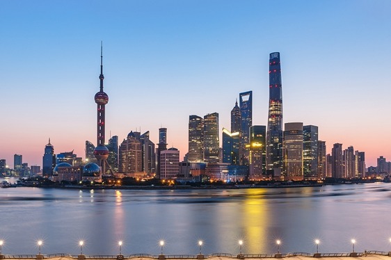 Lujiazui hailed for strong business climate