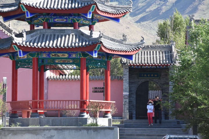 Xinjiang protects Qing Dynasty fortress towns
