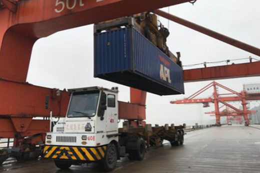 Liangjiang port realizes railway-river-sea intermodal transport