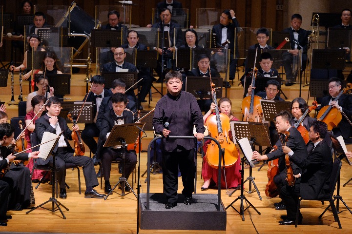 Beijing orchestra pays tribute to Beethoven