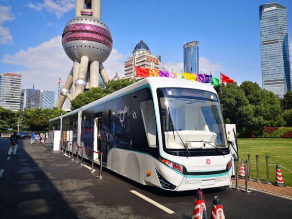 World's first Digital Railguided Tram debuts in Shanghai |  govt.chinadaily.com.cn