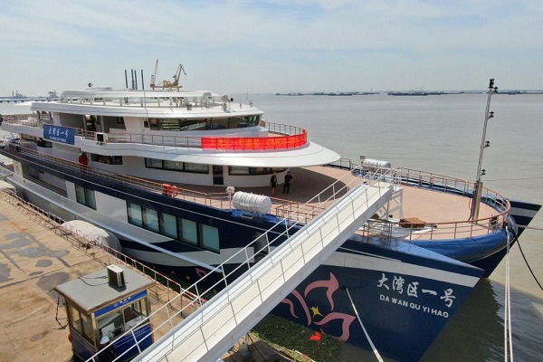 China's first hybrid-powered catamaran delivered in Haimen