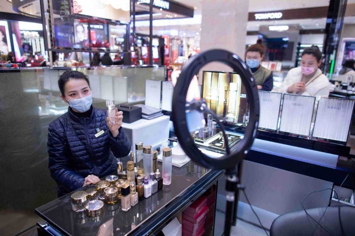China to boost new consumption based on new business forms