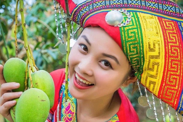 Web sales bear financial fruit for 'mango beauty' in Guangxi