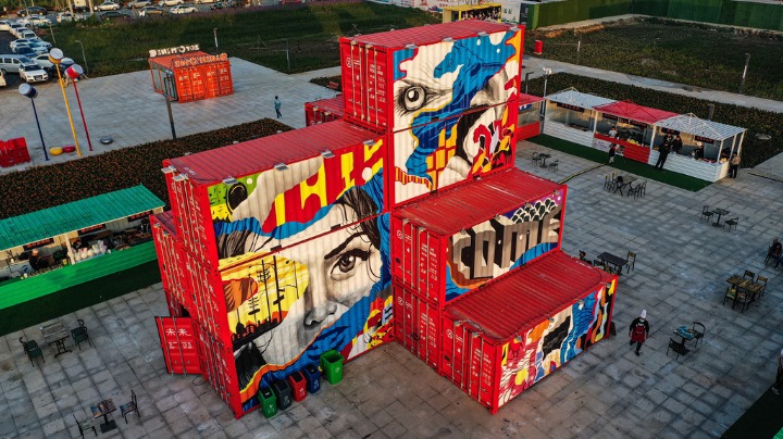 Town built from containers adds color to Shenyang