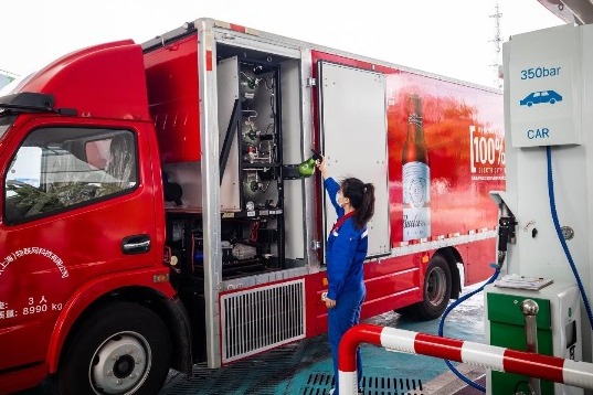 Hydrogen trucks take to Chinese roads for Budweiser