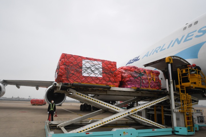 Steady demand lifts air cargo firms