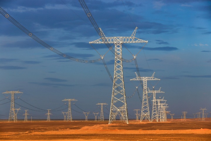 Xinjiang sees annual electricity transmission surpass 100b kWh
