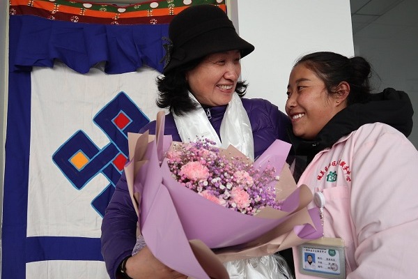 Aid-Tibet doctors make major progress in healing