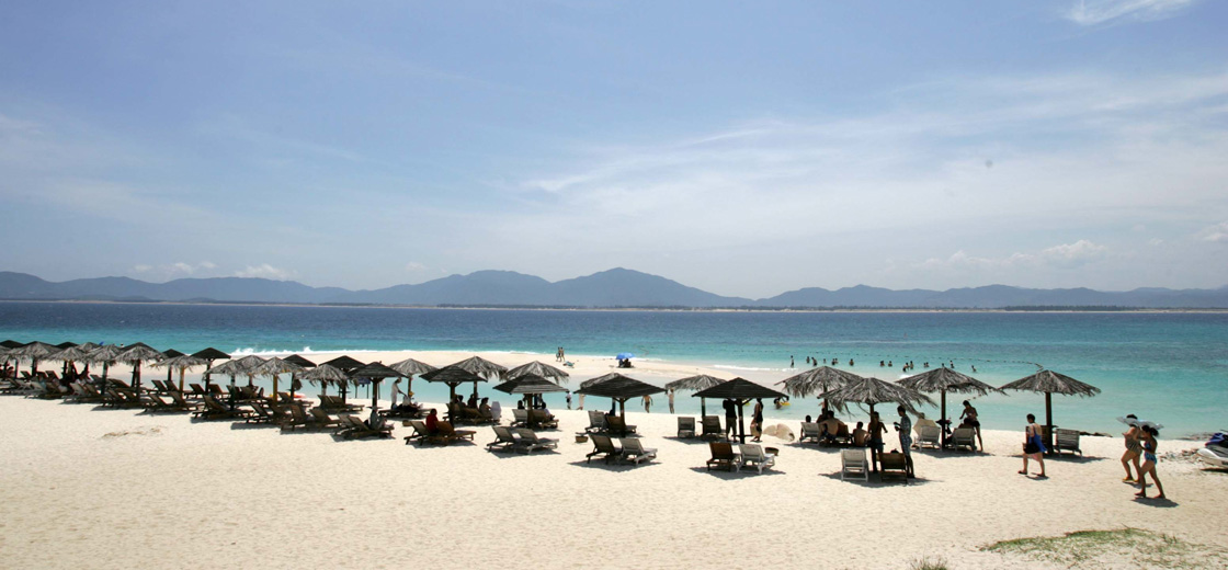 Eight most beautiful beaches in China