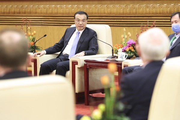 Li: China open to foreign experts