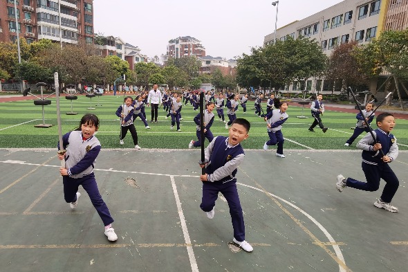 In Chengdu, martial arts raises kids' confidence