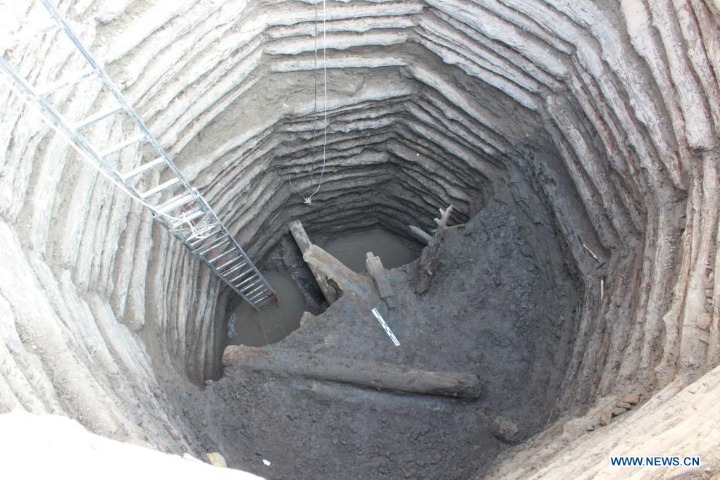 Over 2,000-year-old wooden well unearthed in China's Shanxi