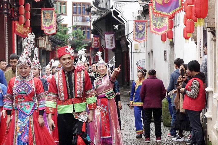 Enchanting festive moments in Guangxi