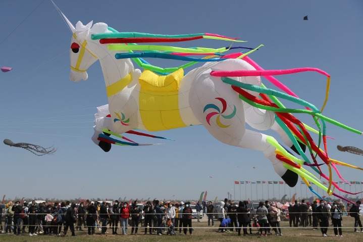 International kite exhibition opens in Weifang