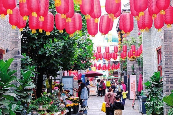 Guangxi welcomes nearly 16m tourists during Sanyuesan Festival
