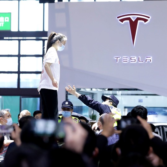 Tesla hits a bump at Shanghai auto show