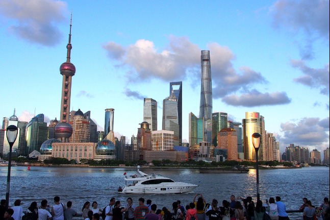 Shanghai to be financial hub for yuan-denominated assets