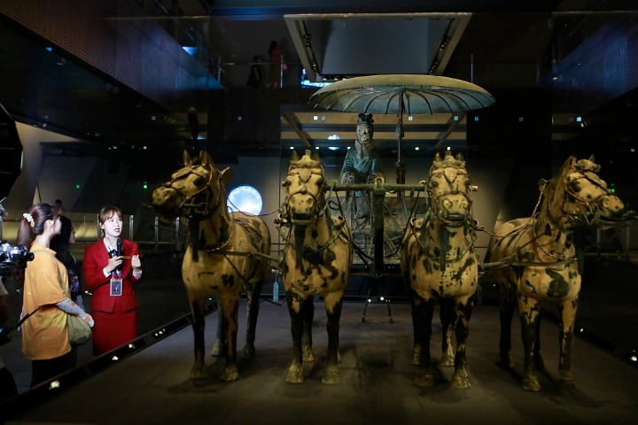 Museum of bronze chariots and horses opens in Shaanxi province