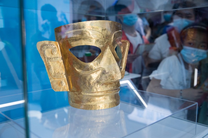 Over 1,000 important relics unearthed at Sanxingdui