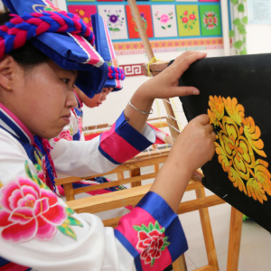 Embroidery of the Qiang ethnic group