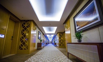 Sheraton Changchun Jingyuetan Hotel