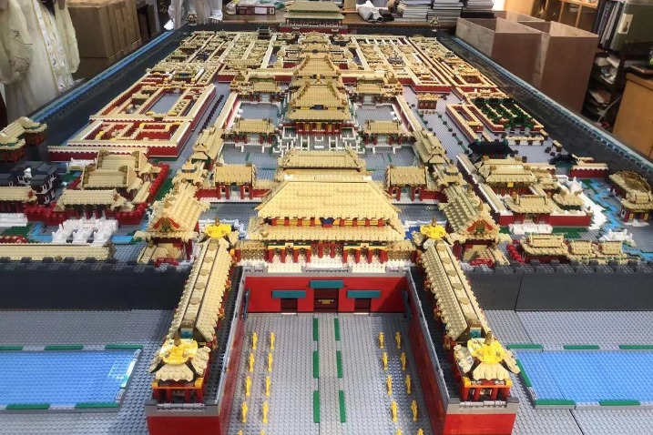 Forbidden City depicted in Lego blocks