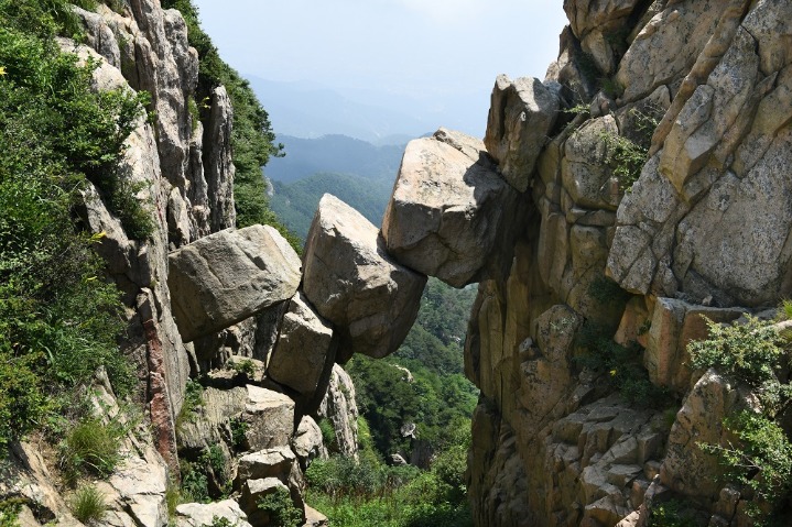 The natural wonder at Taishan Mountain