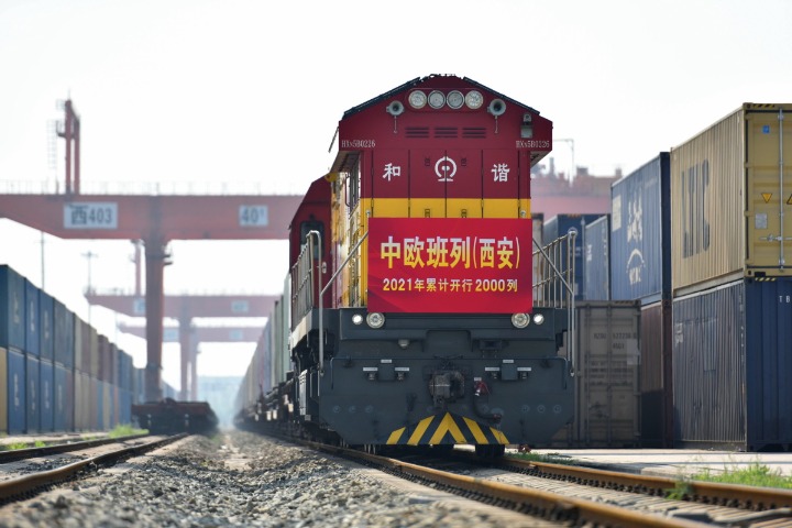 China-Europe freight trains become key trade link