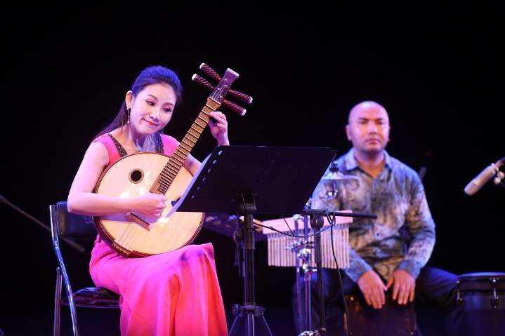 Modern Chinese folk group highlights diversity of music