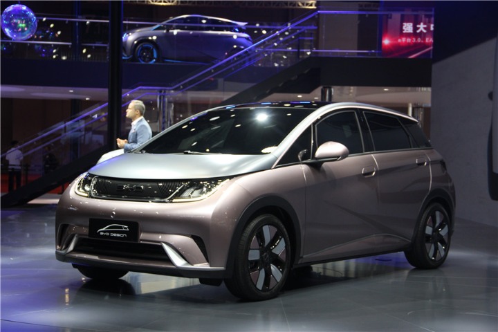 Latest electric auto models on show in Shanghai